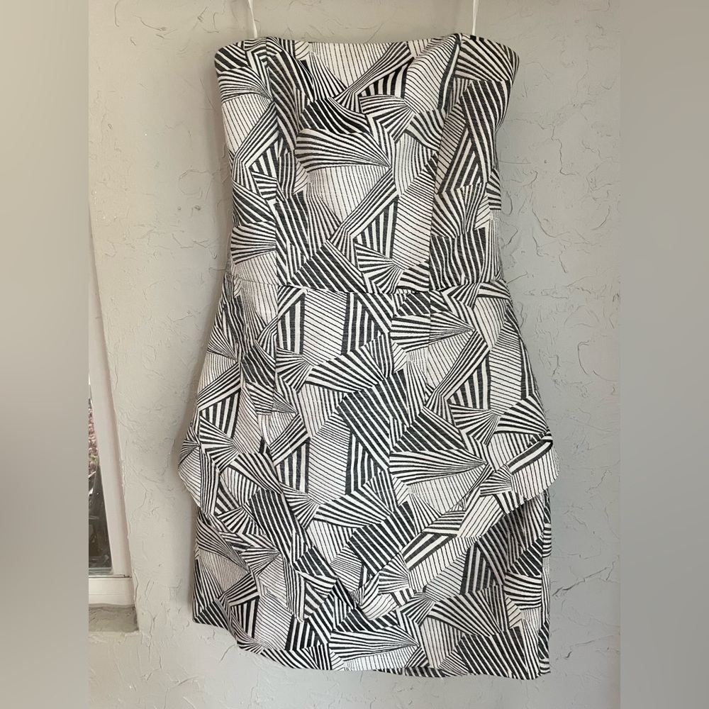 HUNTER BELL strapless dress